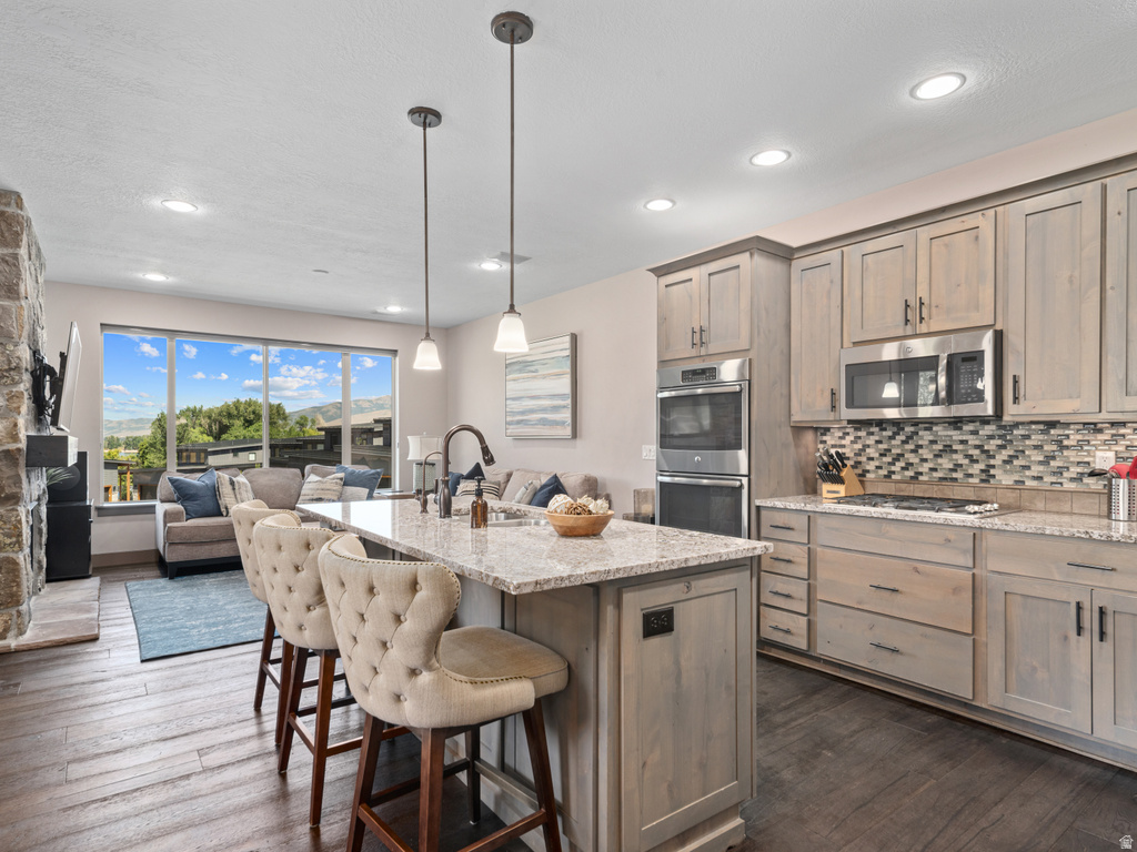 819 S EDGEWATER CT #9 Huntsville, UT 84317