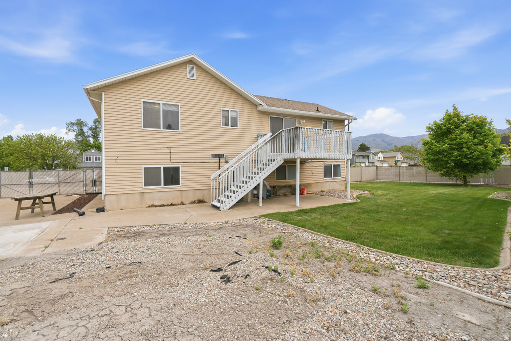 1315 W 1900 S Woods Cross, UT 84087