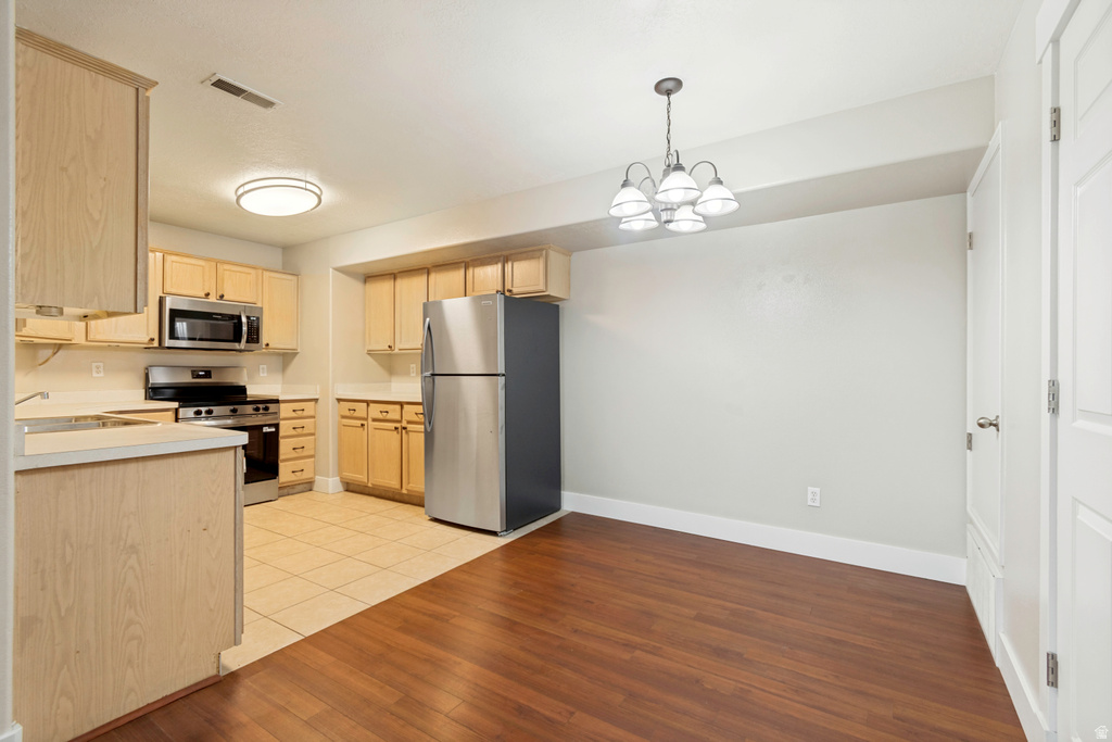 8066 N RIDGE LOOP #4 Eagle Mountain, UT 84005