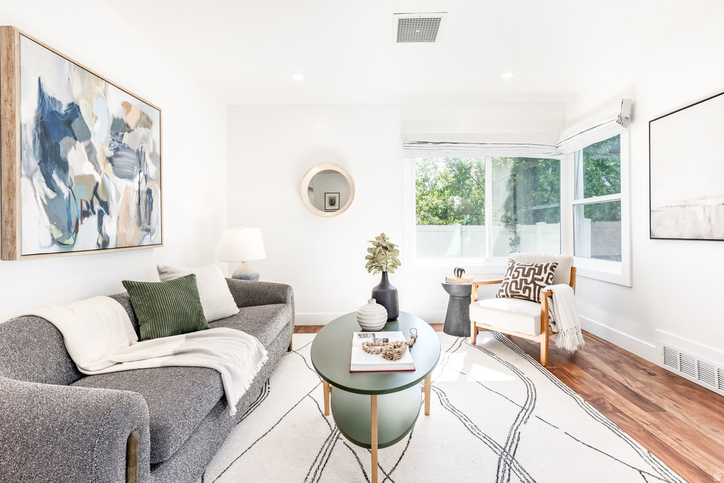 1675 E WESTMINSTER AVE Salt Lake City, UT 84105