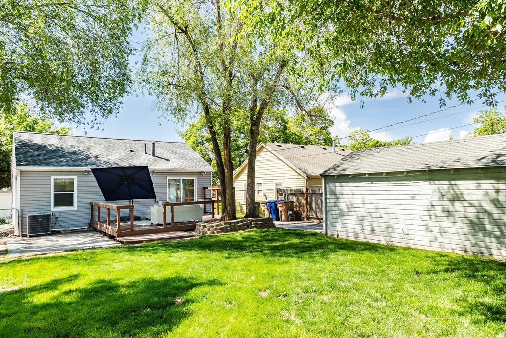 1675 E WESTMINSTER AVE Salt Lake City, UT 84105