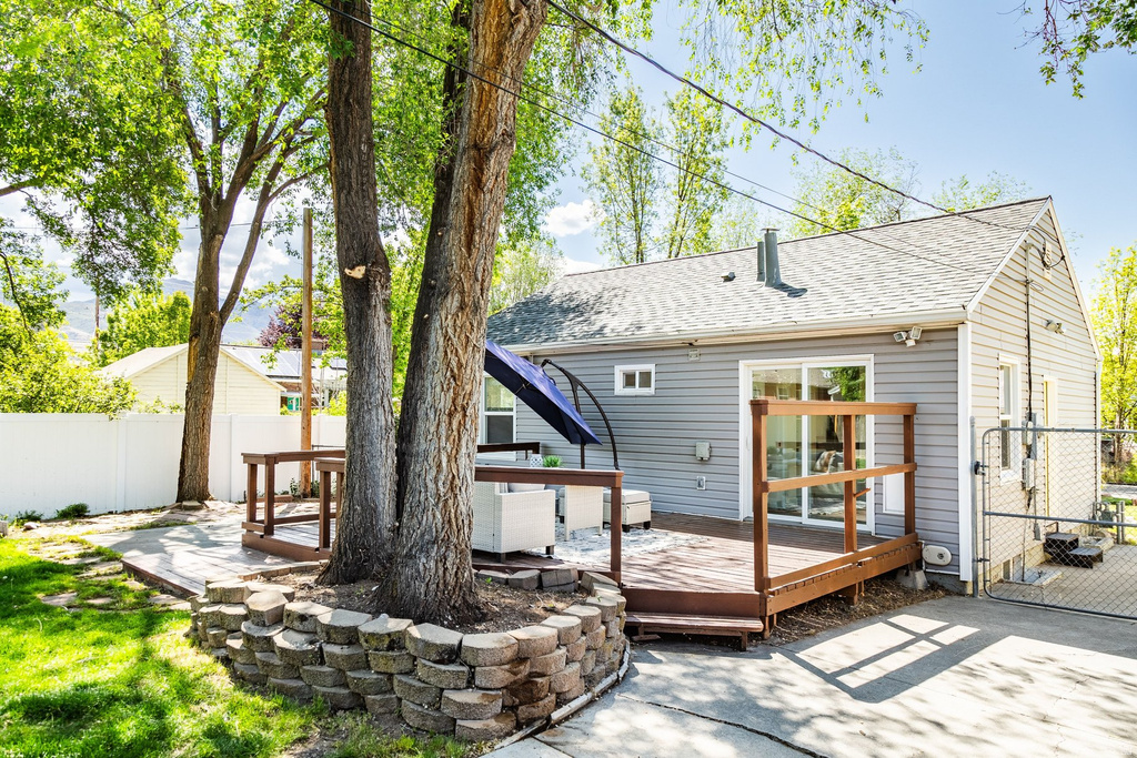 1675 E WESTMINSTER AVE Salt Lake City, UT 84105
