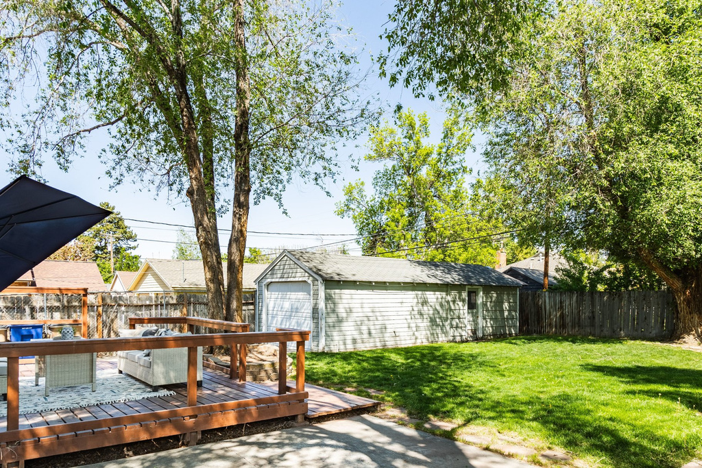 1675 E WESTMINSTER AVE Salt Lake City, UT 84105