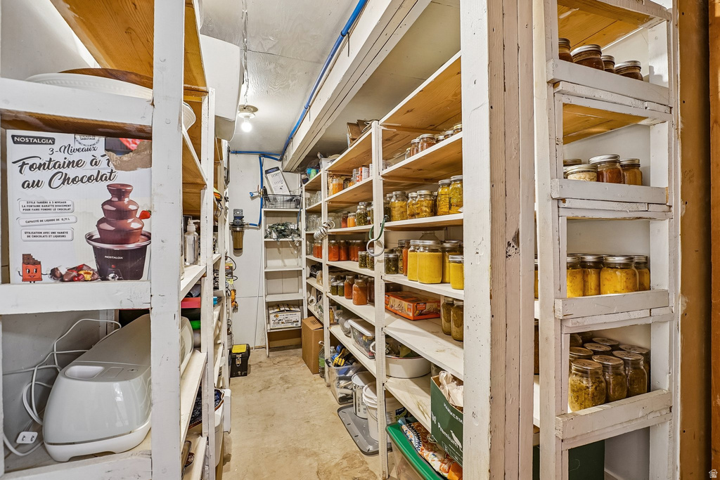 2512 S 150 W Bountiful, UT 84010