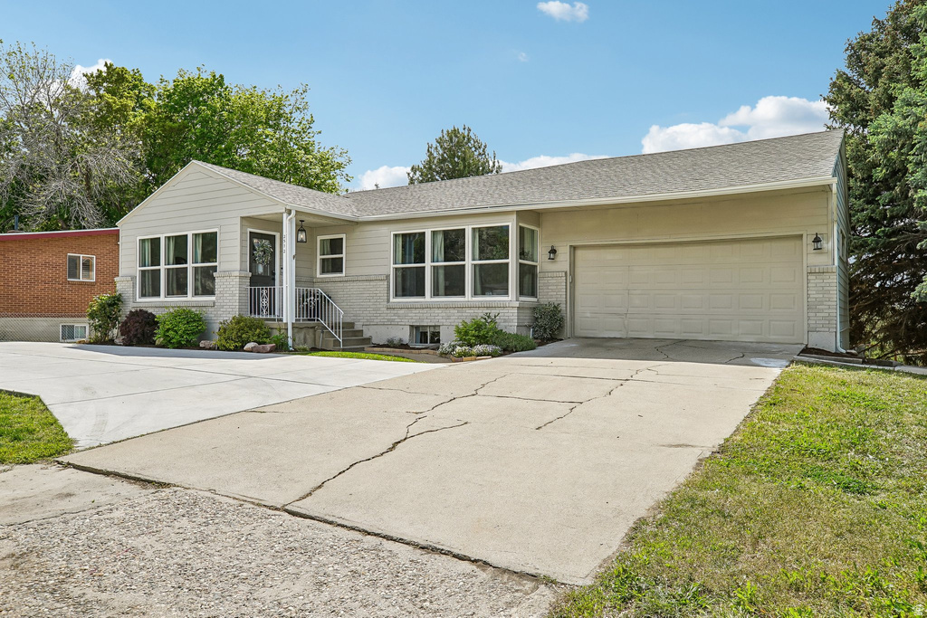 2512 S 150 W Bountiful, UT 84010