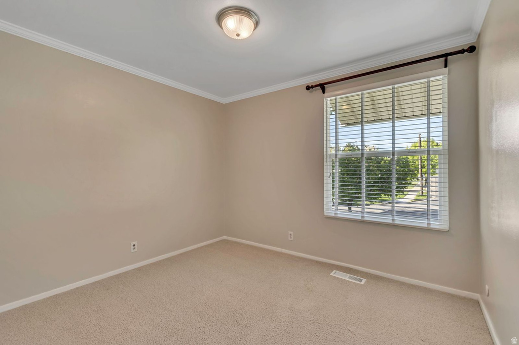 98 E 700 S Farmington, UT 84025