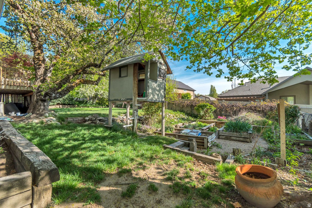 98 E 700 S Farmington, UT 84025