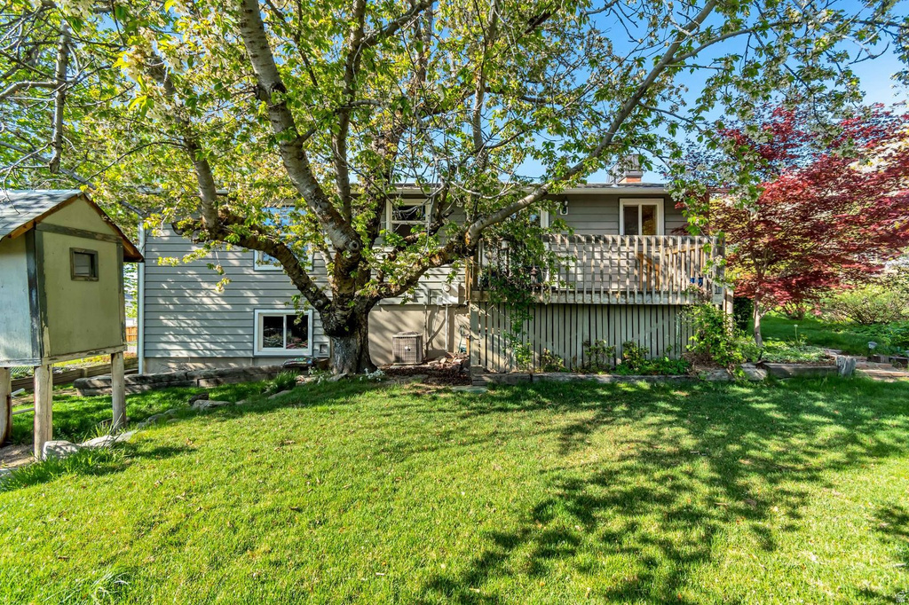 98 E 700 S Farmington, UT 84025