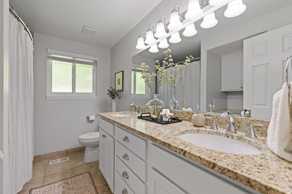 10427 N HIDDEN OAK DR Highland, UT 84003