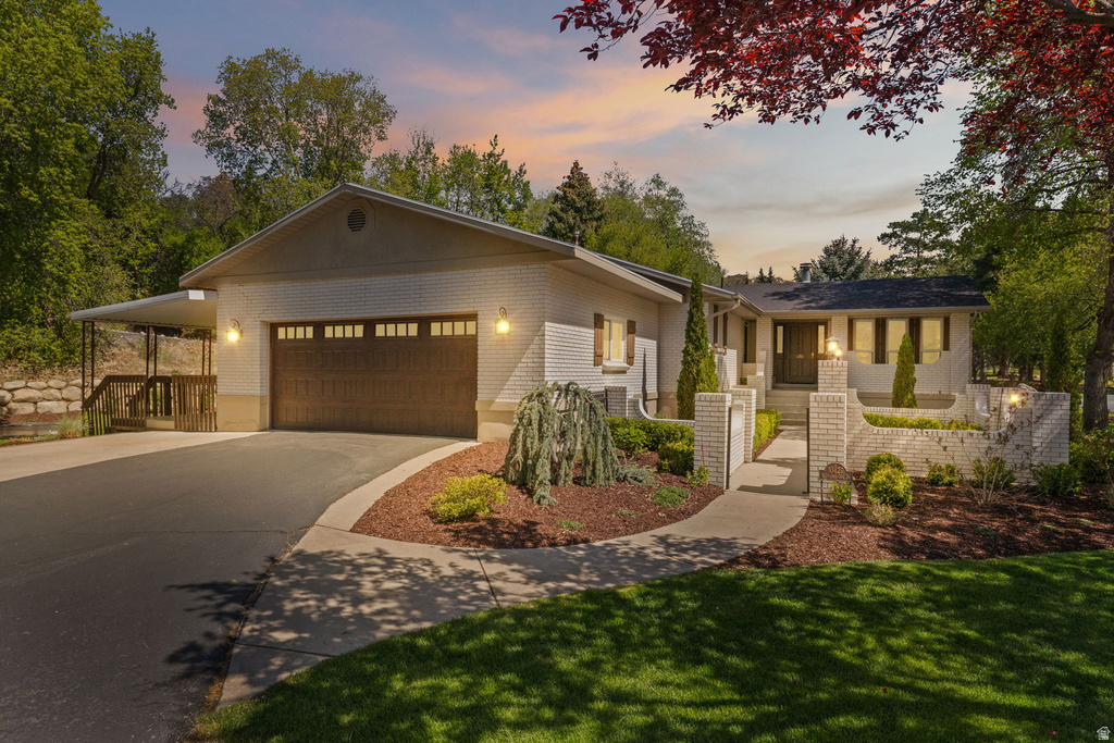 10427 N HIDDEN OAK DR Highland, UT 84003