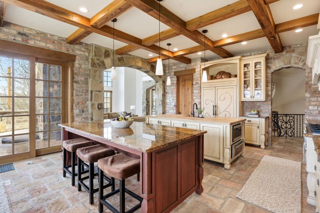 1210 LASSO TRL Hideout, UT 84036