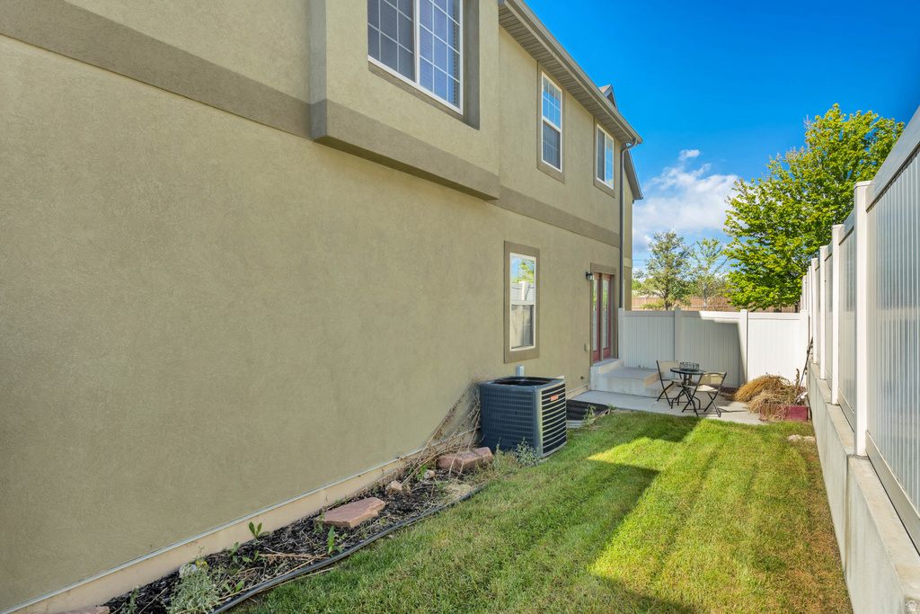 585 E WYNGATE POINTE LN Draper, UT 84020