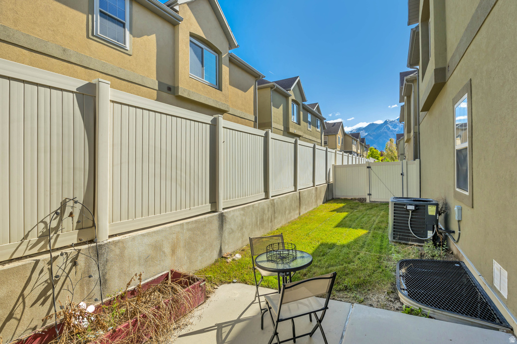 585 E WYNGATE POINTE LN Draper, UT 84020