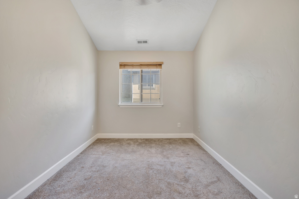 585 E WYNGATE POINTE LN Draper, UT 84020