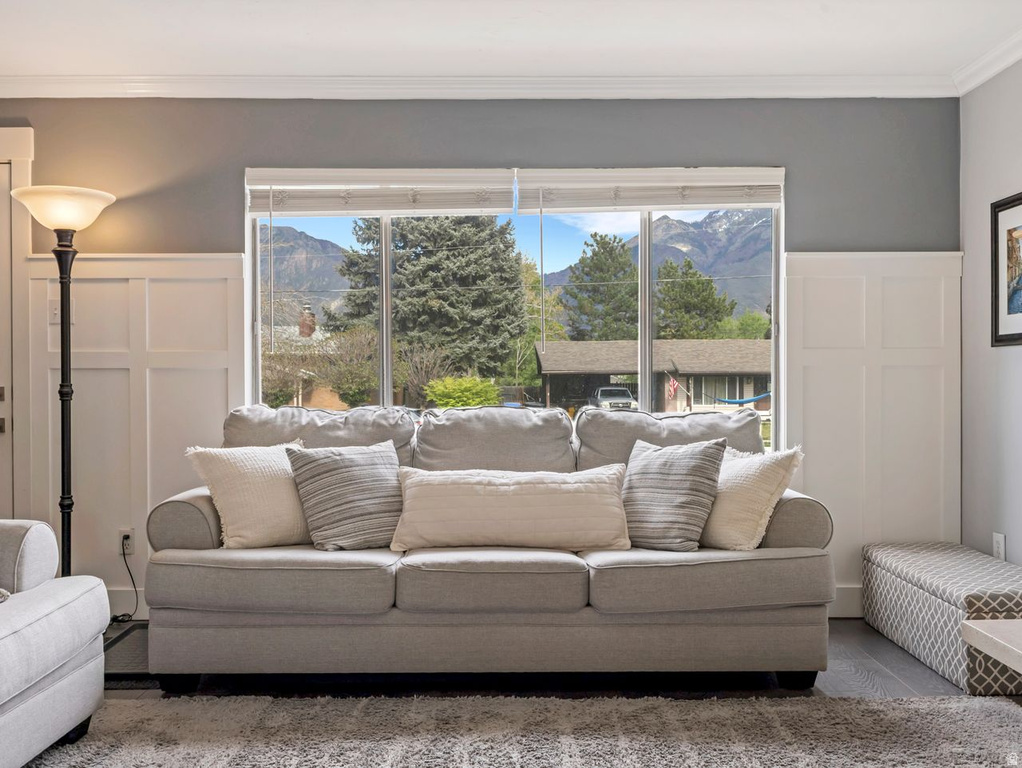 7168 S 1700 E Cottonwood Heights, UT 84121