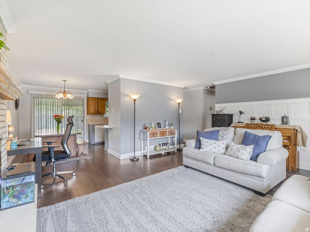 7168 S 1700 E Cottonwood Heights, UT 84121