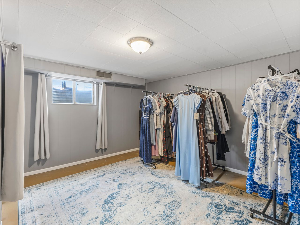 7168 S 1700 E Cottonwood Heights, UT 84121