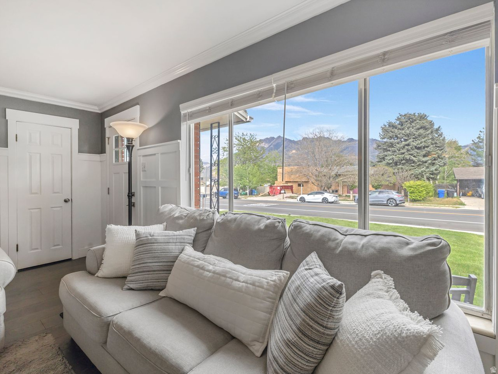 7168 S 1700 E Cottonwood Heights, UT 84121