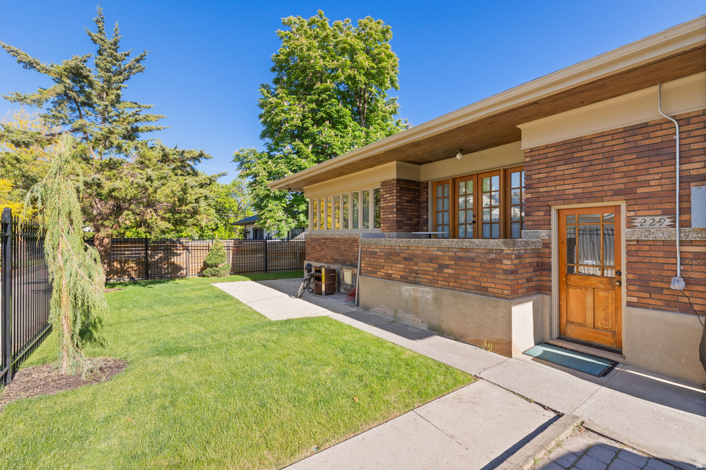 229 E 7TH AVE Salt Lake City, UT 84103