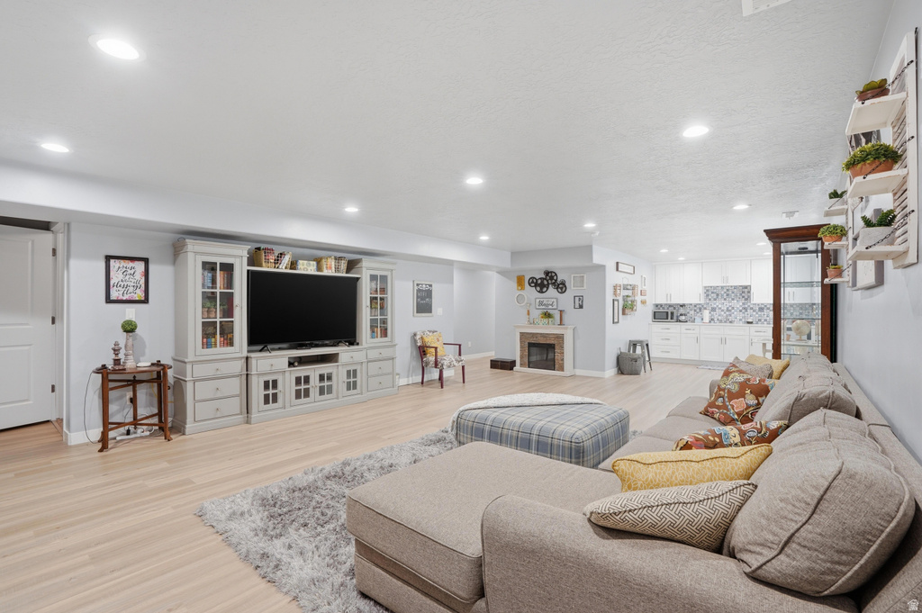 726 S SCHOOL HOUSE RD Saratoga Springs, UT 84045