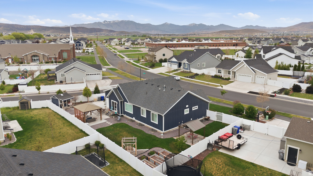 726 S SCHOOL HOUSE RD Saratoga Springs, UT 84045
