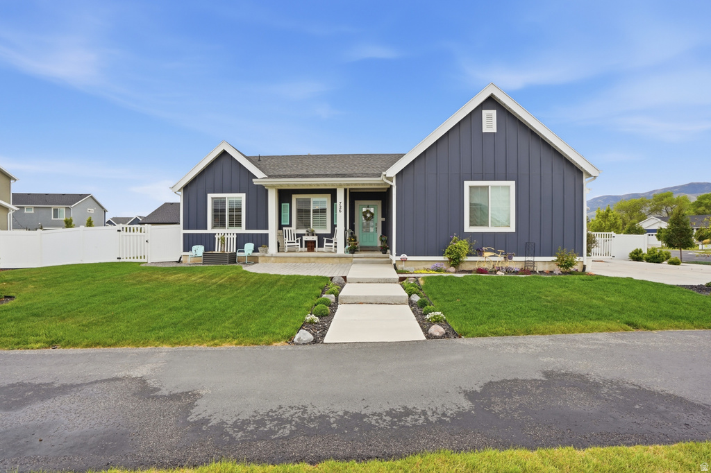 726 S SCHOOL HOUSE RD Saratoga Springs, UT 84045