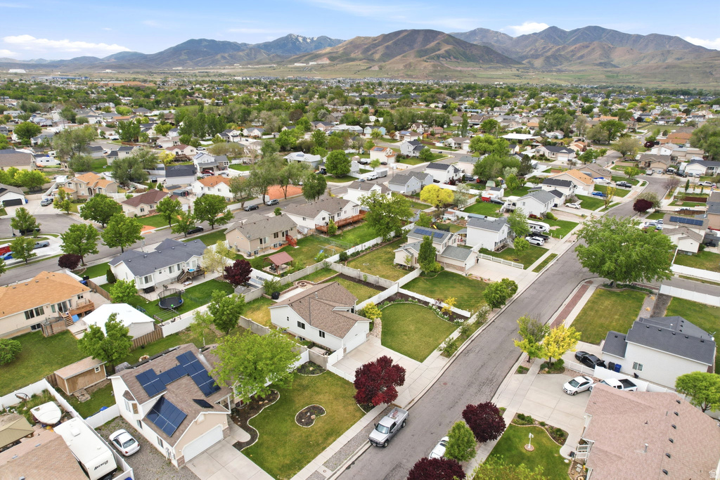 7487 W OLIVE BROOK DR Magna, UT 84044