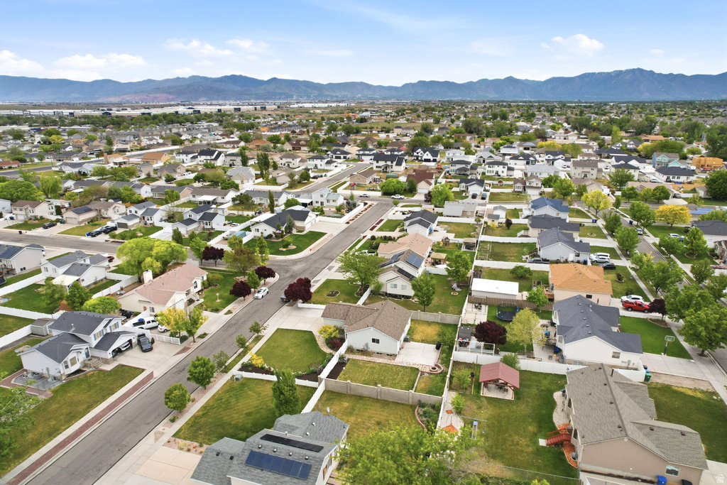 7487 W OLIVE BROOK DR Magna, UT 84044