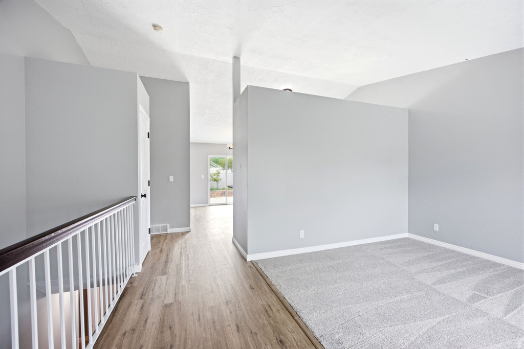 7487 W OLIVE BROOK DR Magna, UT 84044