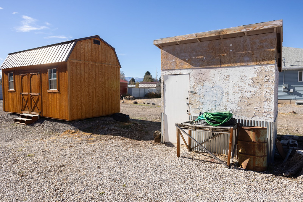 195 N 200 W Monroe, UT 84754