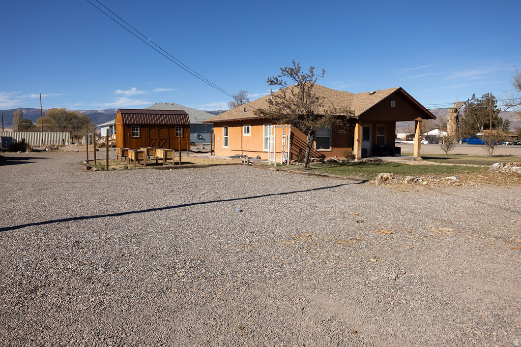 195 N 200 W Monroe, UT 84754