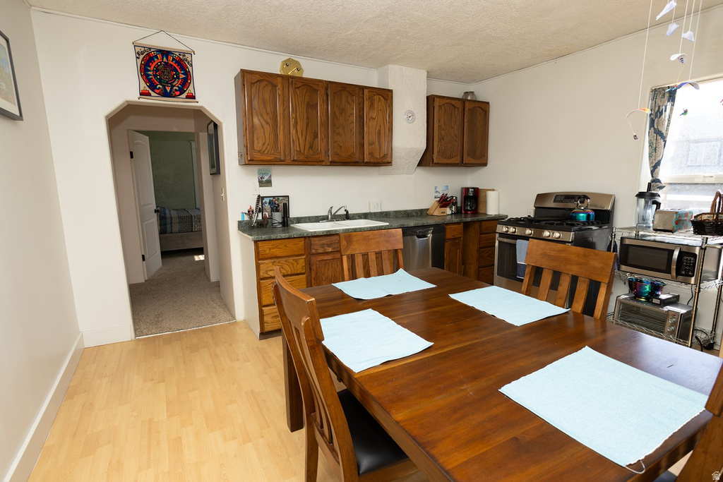 195 N 200 W Monroe, UT 84754