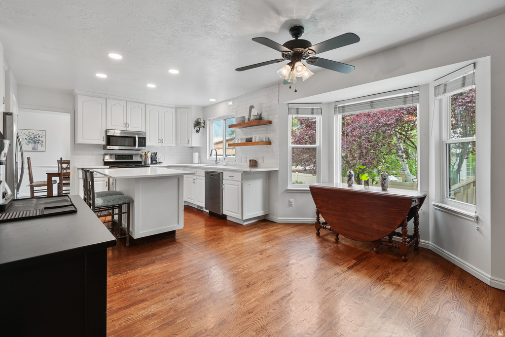1554 E BUTTERCUP DR Sandy, UT 84092