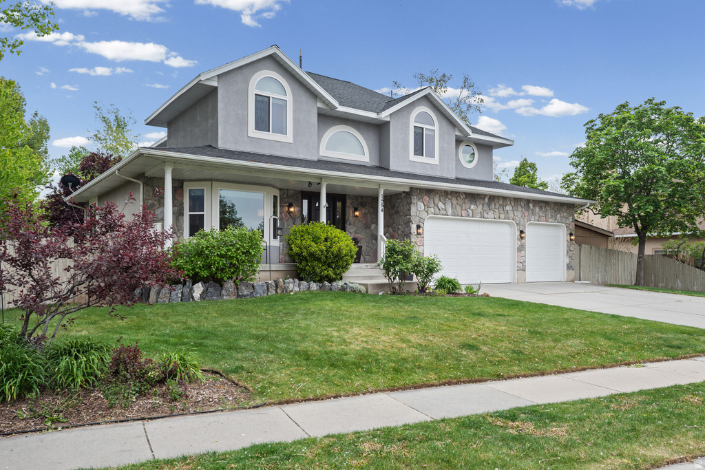 1554 E BUTTERCUP DR Sandy, UT 84092