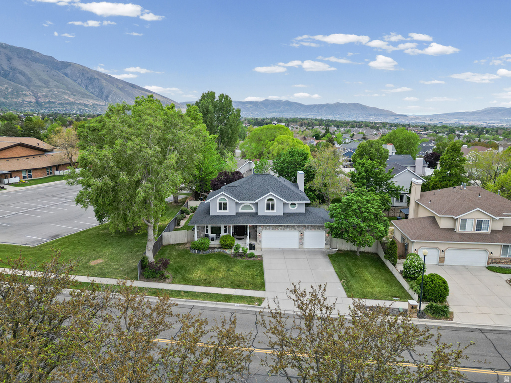 1554 E BUTTERCUP DR Sandy, UT 84092