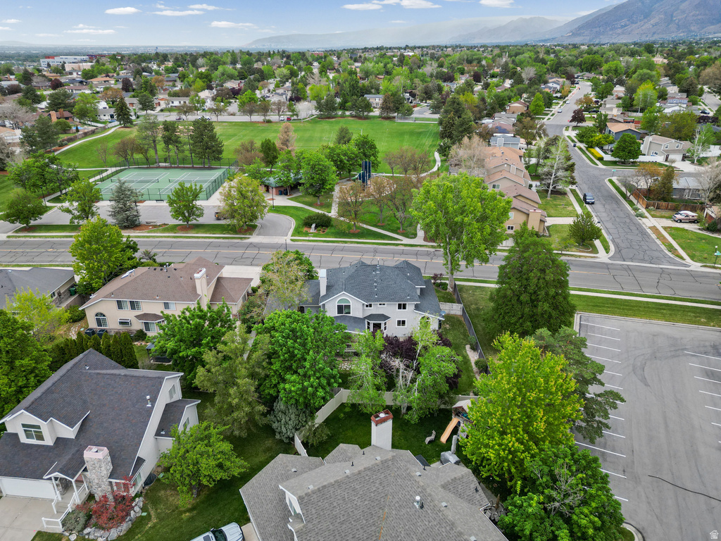 1554 E BUTTERCUP DR Sandy, UT 84092