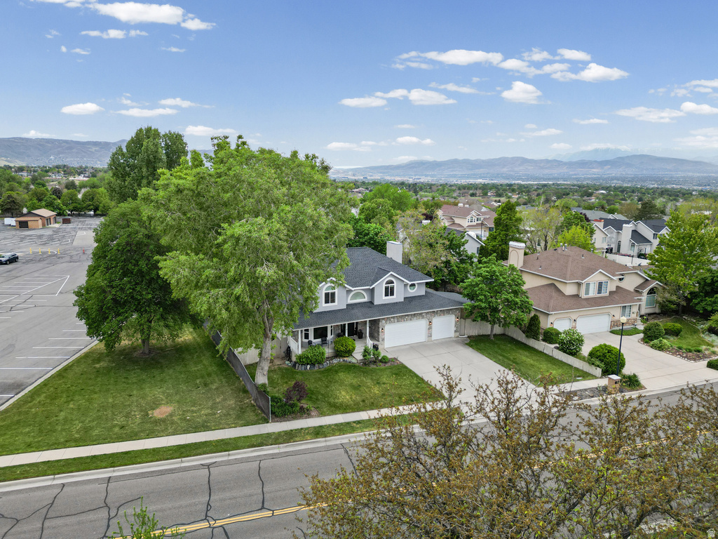 1554 E BUTTERCUP DR Sandy, UT 84092