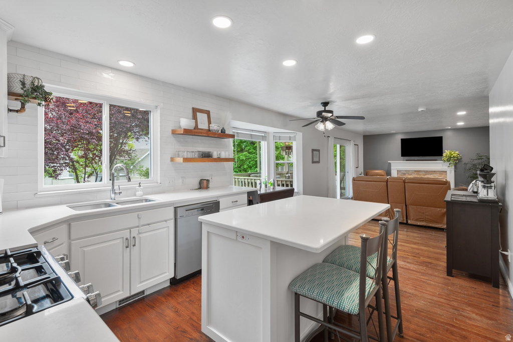 1554 E BUTTERCUP DR Sandy, UT 84092
