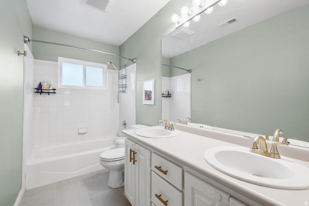 1554 E BUTTERCUP DR Sandy, UT 84092