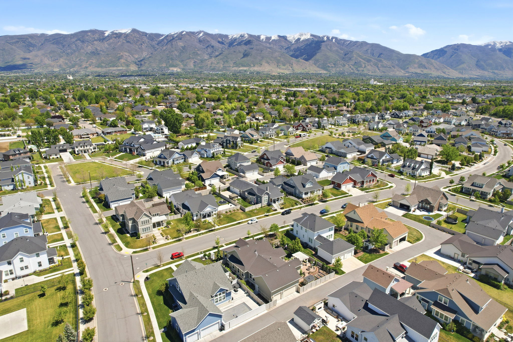 423 N JOSEPH ACRES RD Kaysville, UT 84037