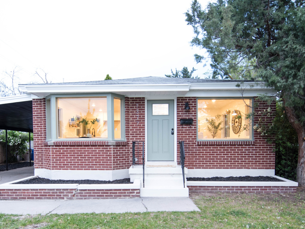 1377 W TALISMAN DR Salt Lake City, UT 84116