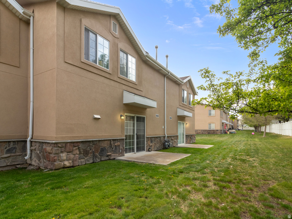 1546 W COMPASS POINT LN #2B West Jordan, UT 84084