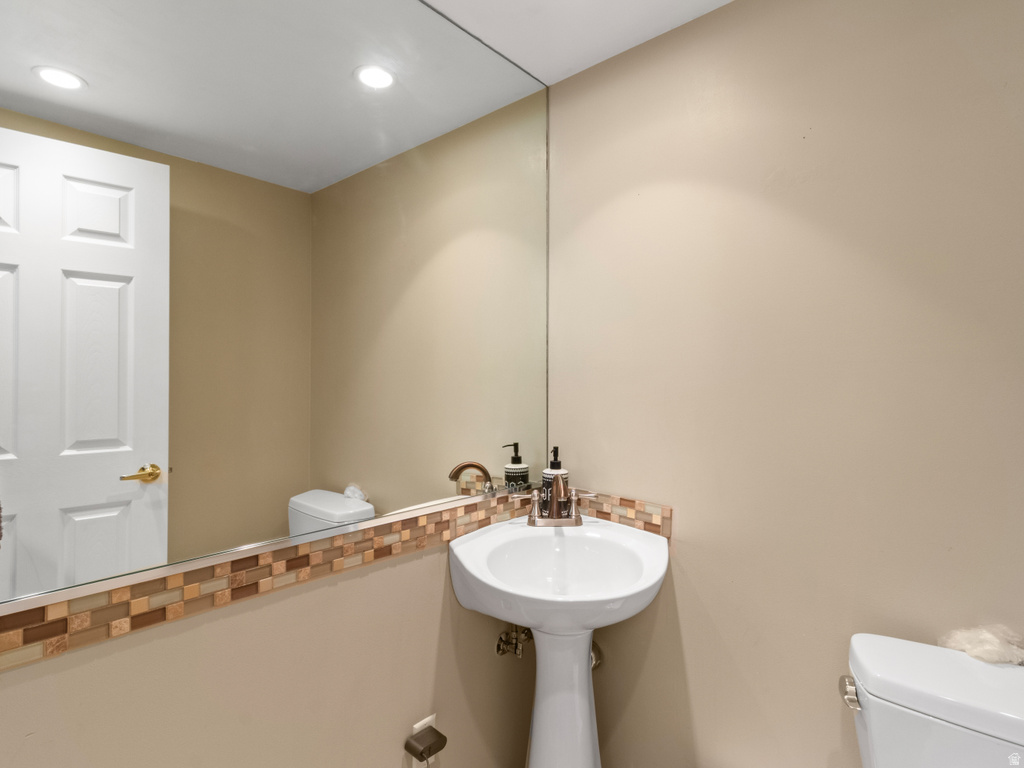 1546 W COMPASS POINT LN #2B West Jordan, UT 84084