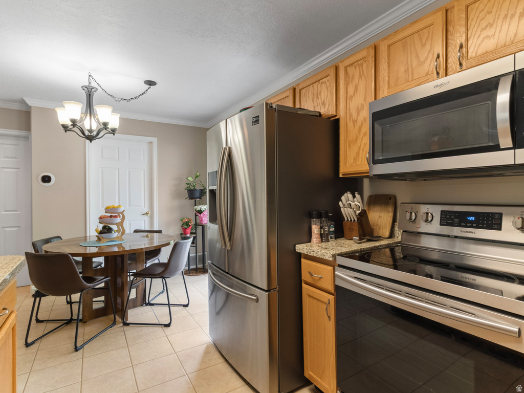 1546 W COMPASS POINT LN #2B West Jordan, UT 84084