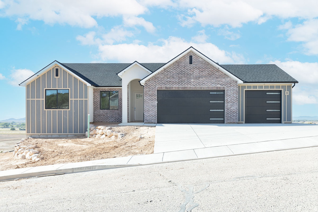 3256 W KINGSBURY DR photo 3