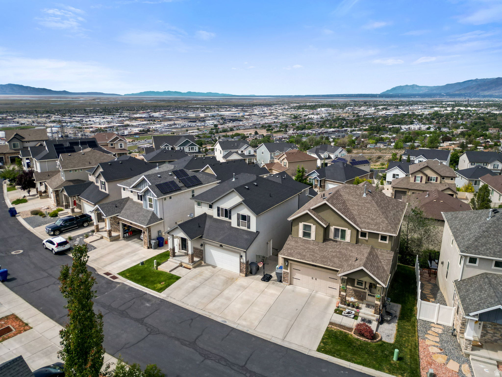 203 E RIDGELINE WAY North Salt Lake, UT 84054