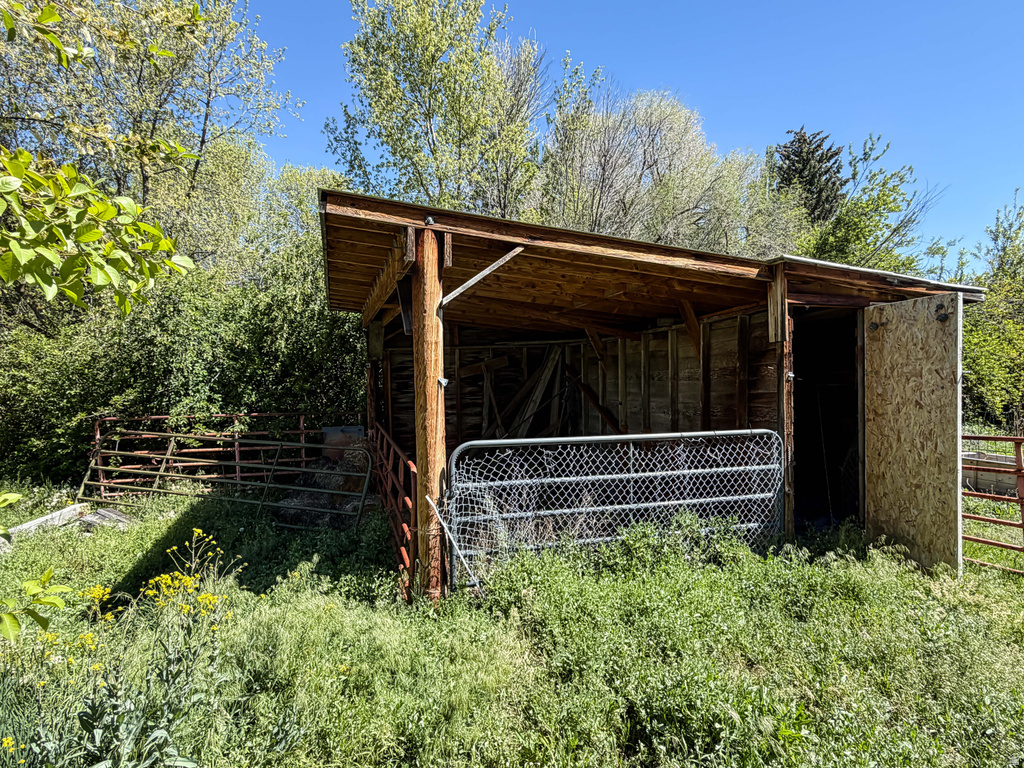 29 N 200 E Wellsville, UT 84339