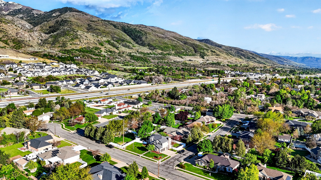 2790 E 25 S Layton, UT 84040
