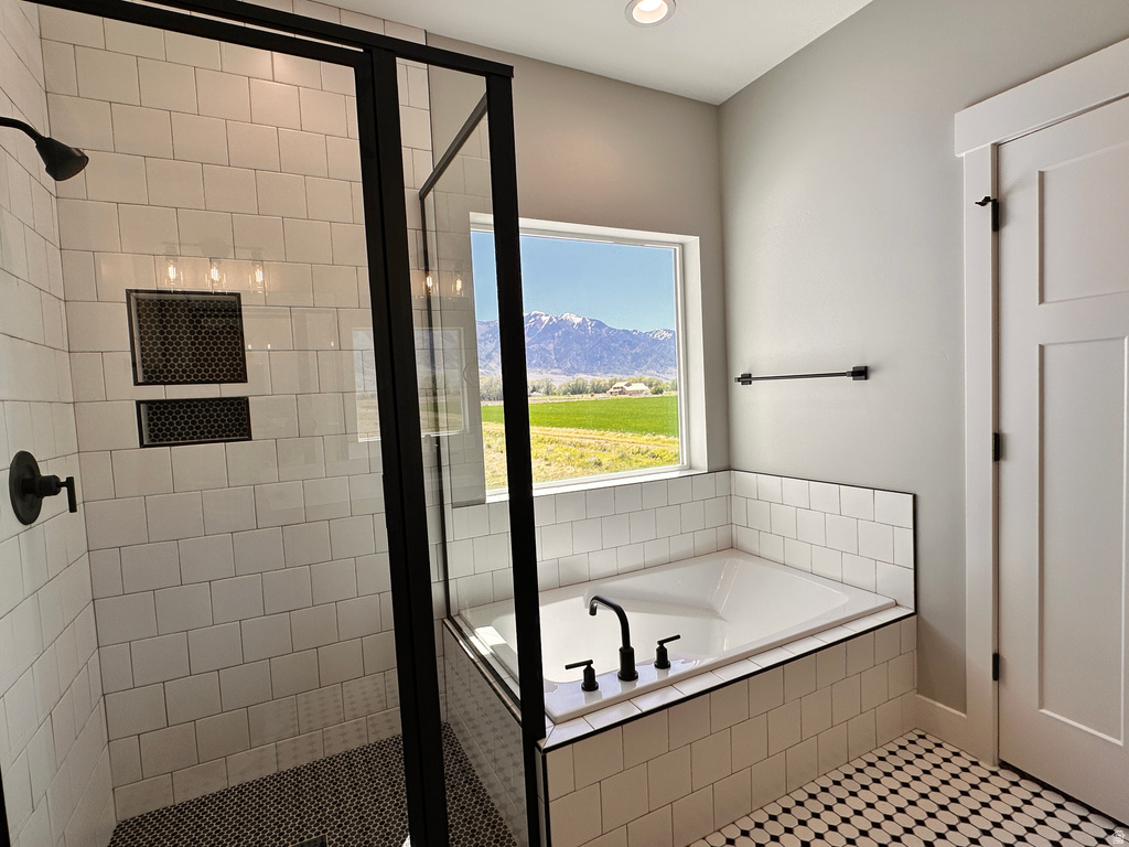 4745 W 9370 N Elwood, UT 84337