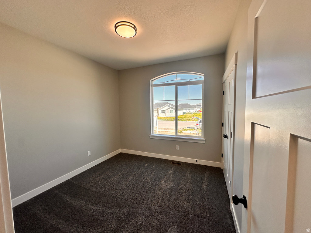 4745 W 9370 N Elwood, UT 84337